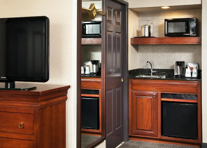 Sheraton Fairplex Suites & Conference Center