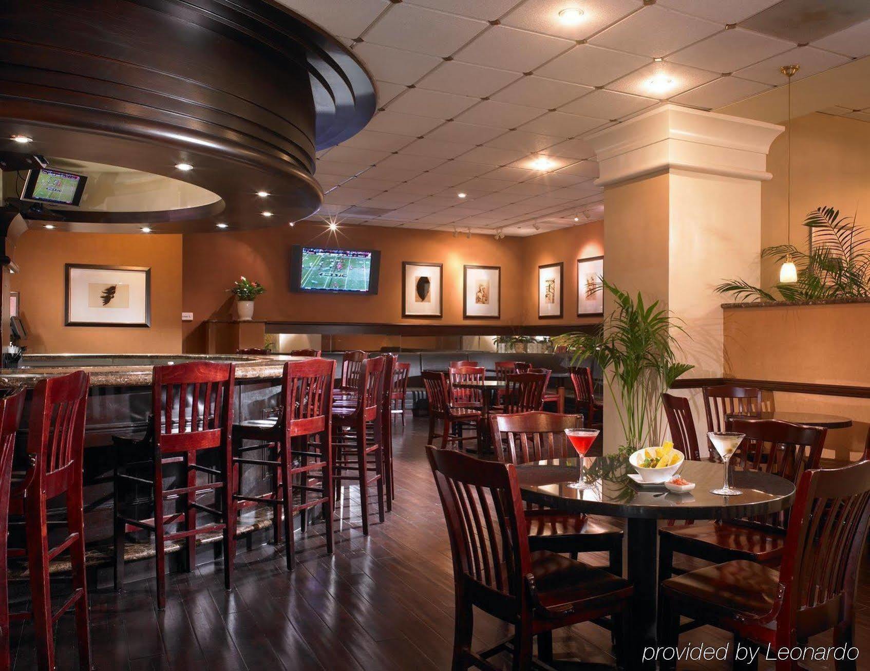 Hotel Sheraton Fairplex & Conference Center 4*